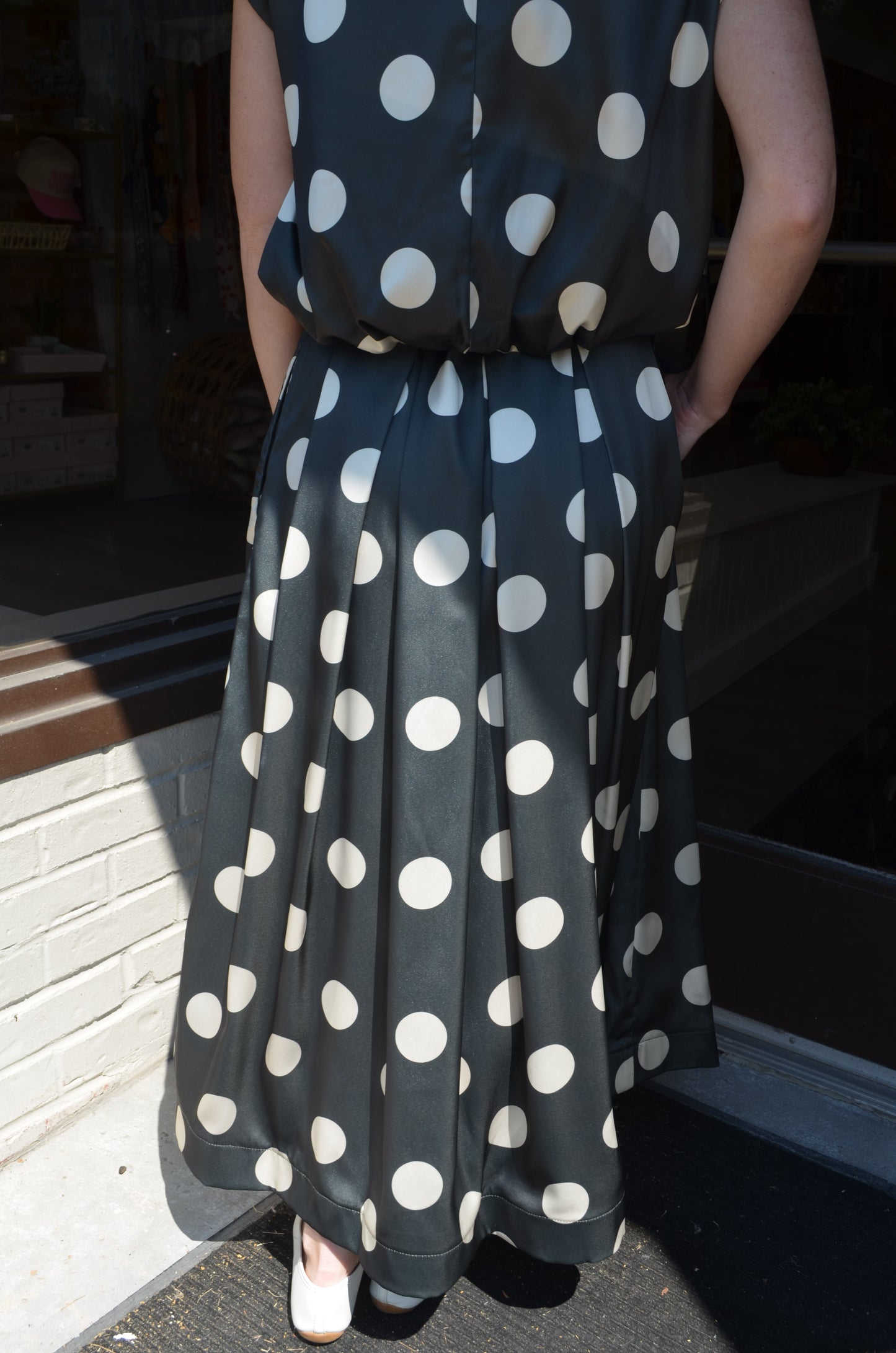 Olive HW Pleated Polka Dot Midi Skirt