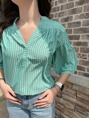 Striped Blouse w Bubble Sleeves