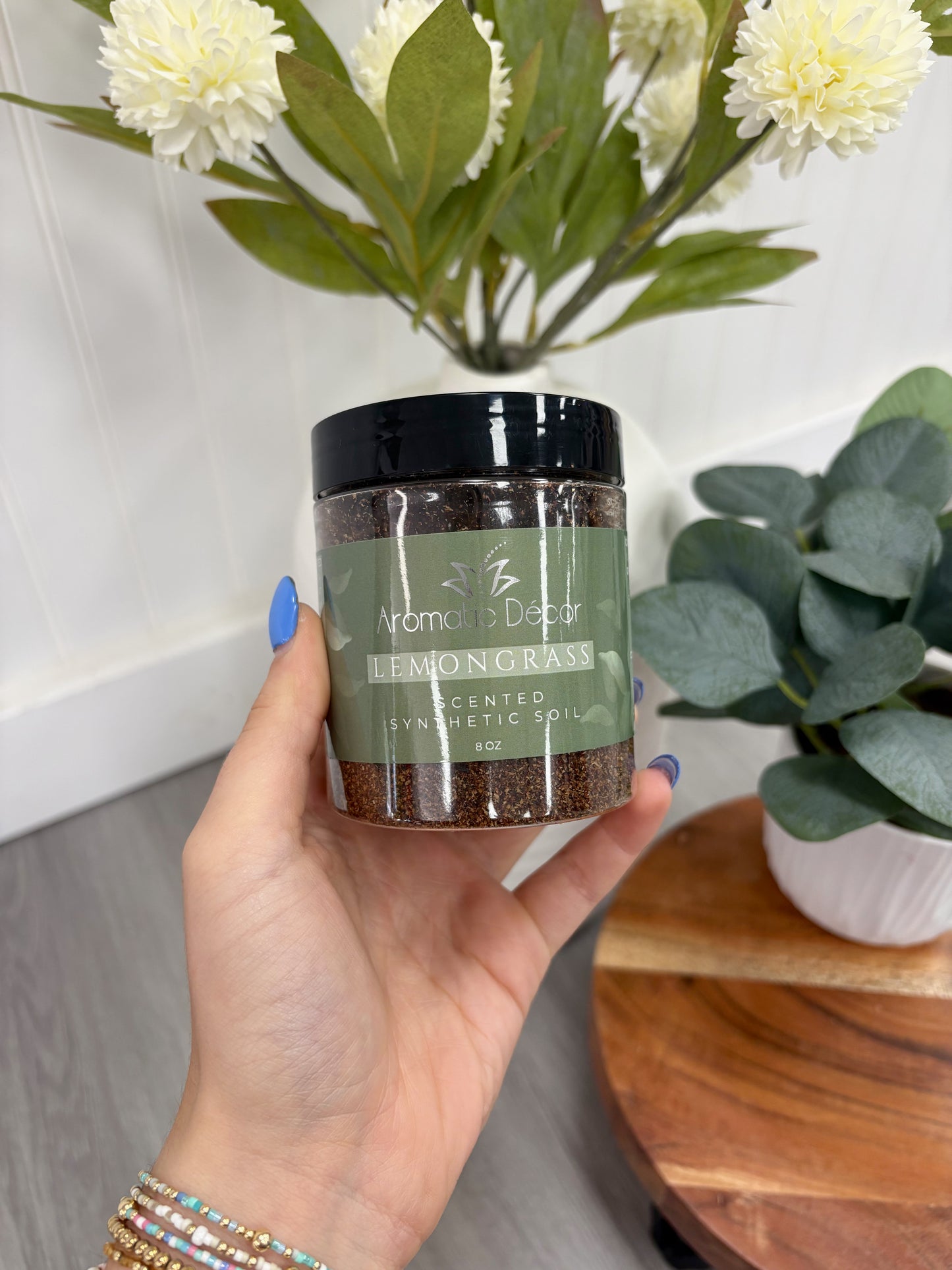 Large Lemongrass Scented Soil