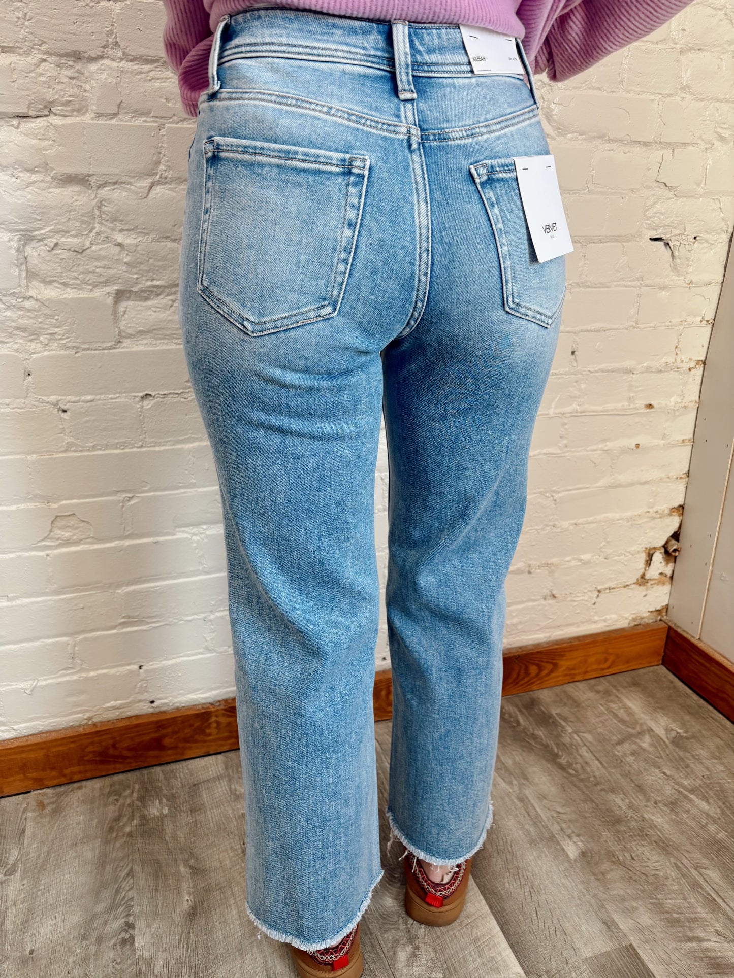 Vervet HR Crop Slim Wide