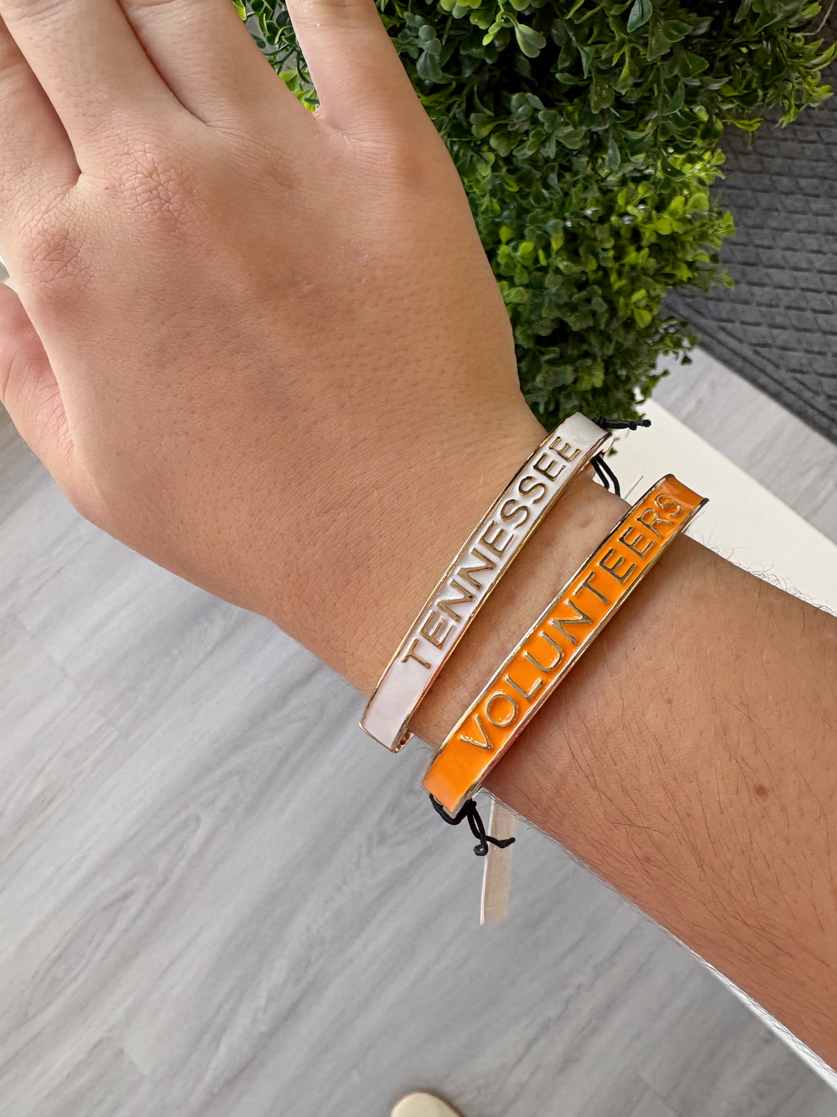 TN VOLS Skinny Enamel Hinge Bracelet