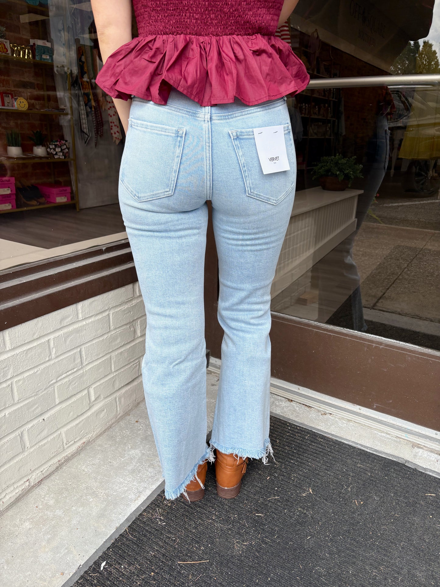 Vervet HR Crop Easy Flare Jeans