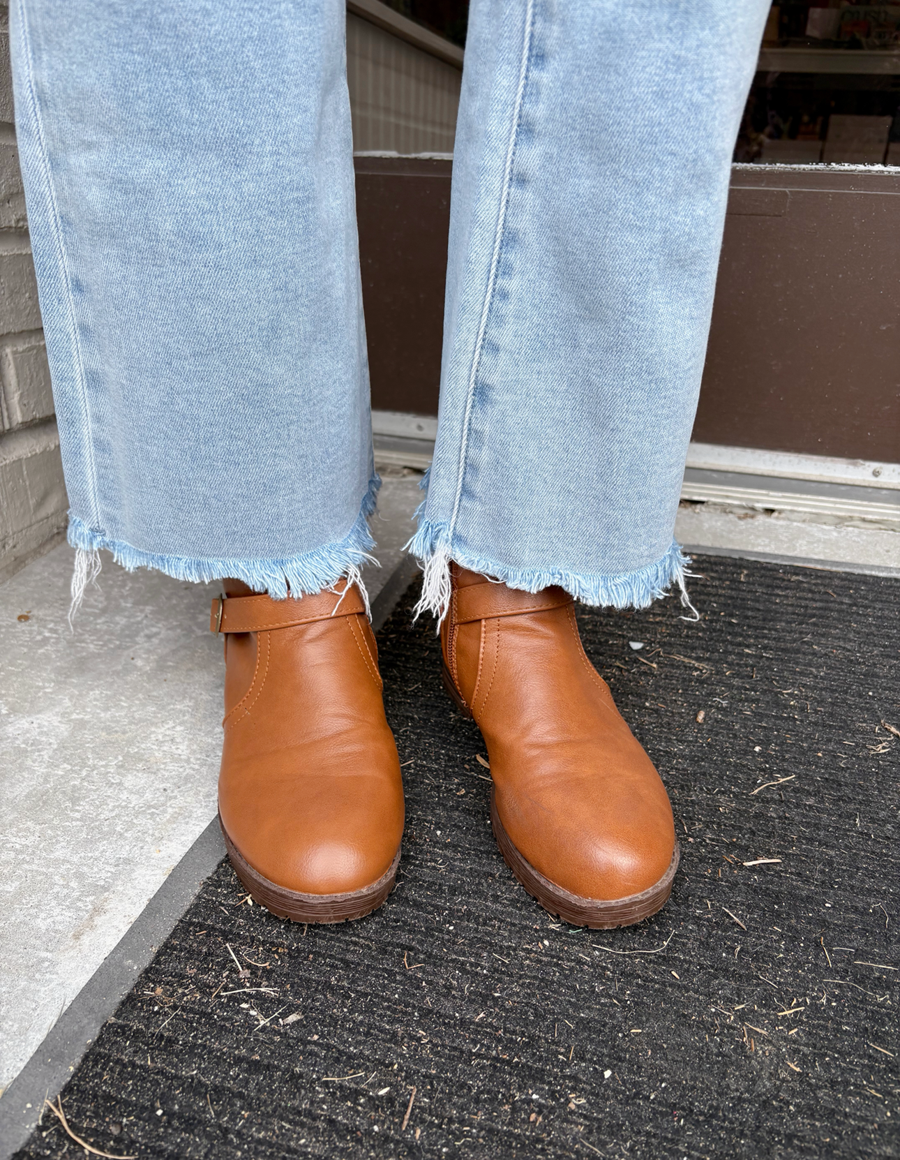 Vervet HR Crop Easy Flare Jeans